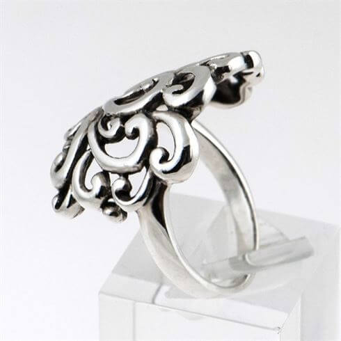 Grote opengewerkte ring 4