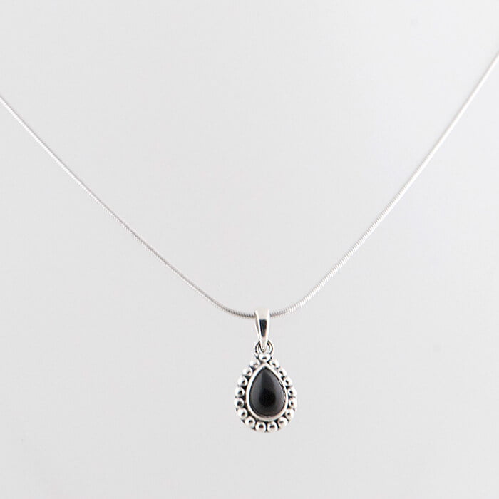 Zwarte onyx hangertje bewerkt 4
