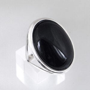 Ring onyx 1
