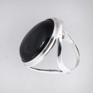 Ring onyx 4