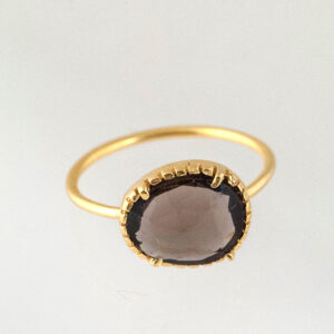 Gouden ring glad met rookkwarts 3