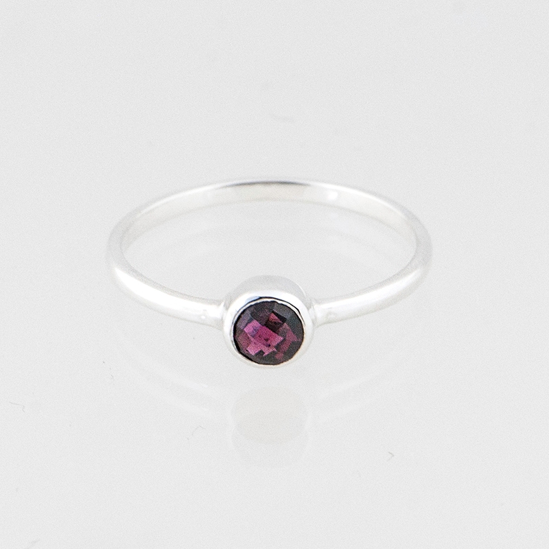 Granaat facet geslepen ring zilver 1