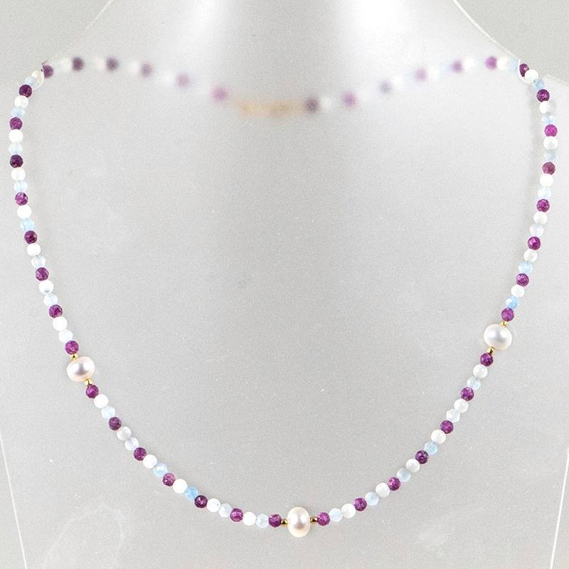 Multi colour ketting met goud 4