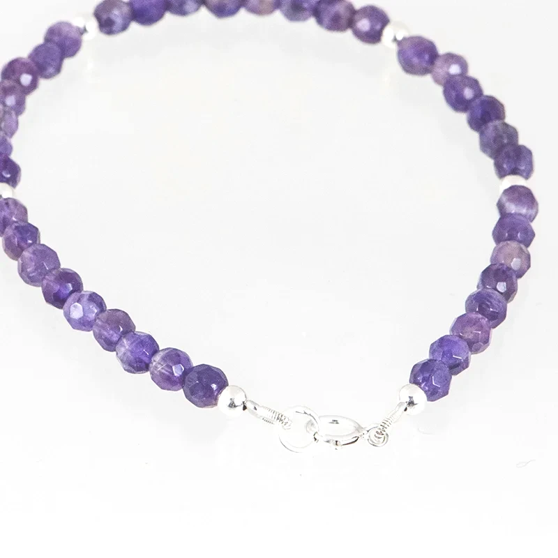 Amethist armband met zilveren kralen 2.jpg 1