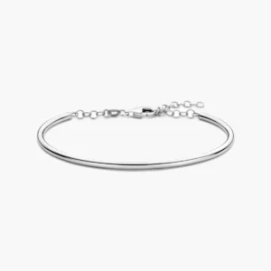 Zilveren bangle met schakelsluiting van gerhodineerd 925 zilver – vrijstaand