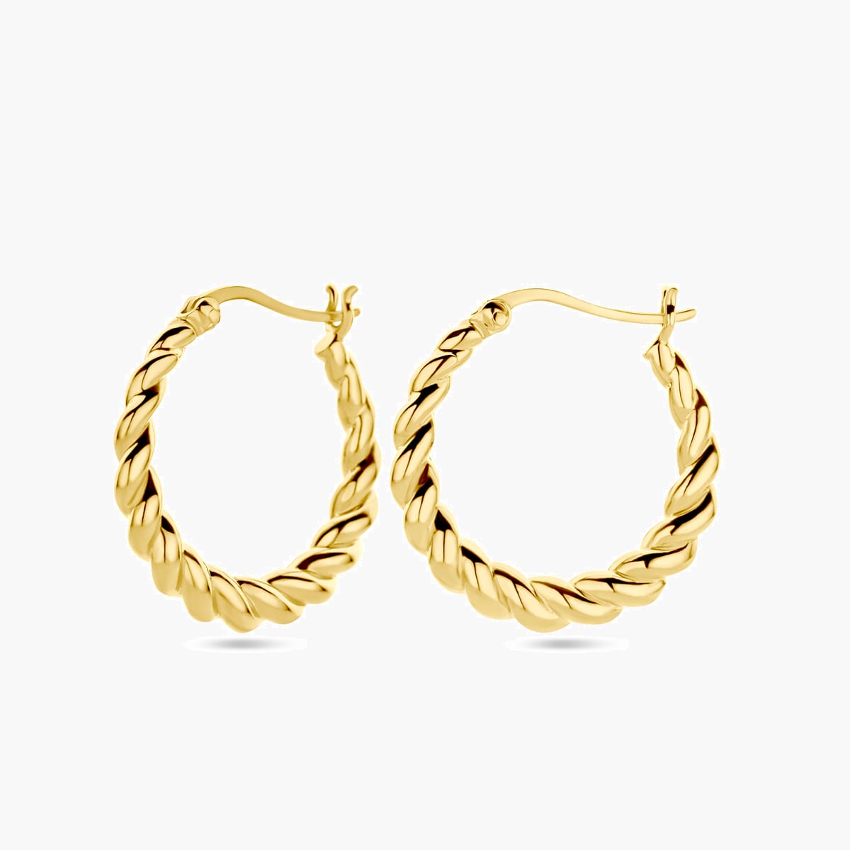 Verguld zilveren oorringen met gedraaid design, diameter 24 mm - zijkant