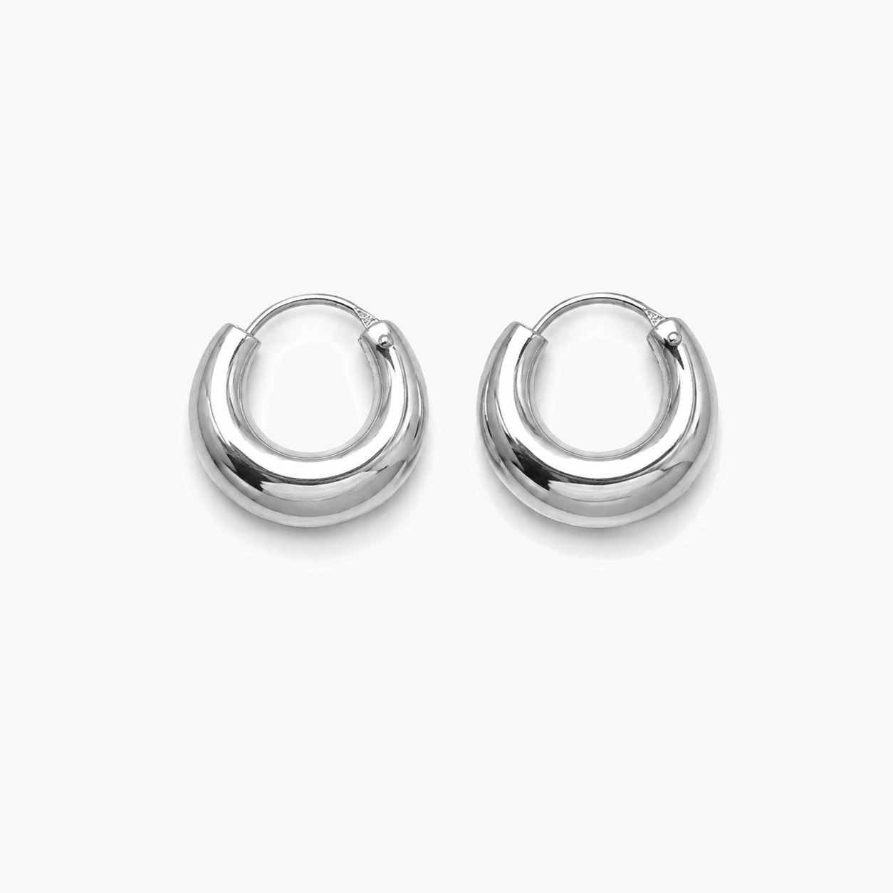 Kleine zilveren dome oorringen - 925 zilver